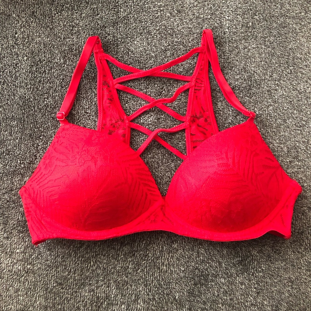 Red Bralette - Picture 2 of 9